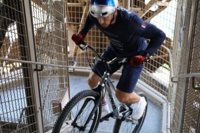 Aurélien Fontenoy en la Torre Eiffel