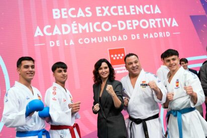 Díaz Ayuso impulsa becas para premiar la excelencia académica y deportiva