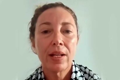 Israel amplía hasta el miércoles la detención de la perroflauta española que mordió a una funcionaria